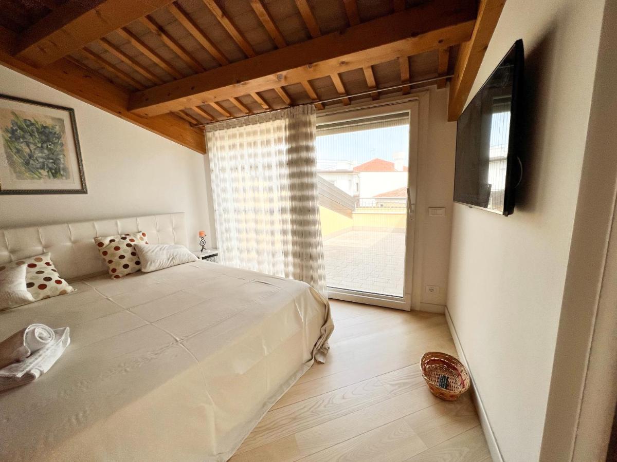 Erman House Mansarda Sulla Riviera Del Brenta Venezia Lejlighed Dolo Eksteriør billede